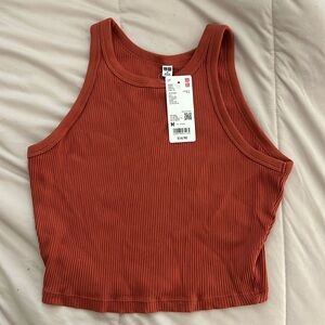 Uniqlo Ribbed Cropped Tank